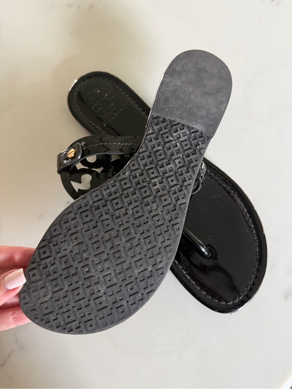 Tory Burch Miller 8.5 - Picture 6 of 7